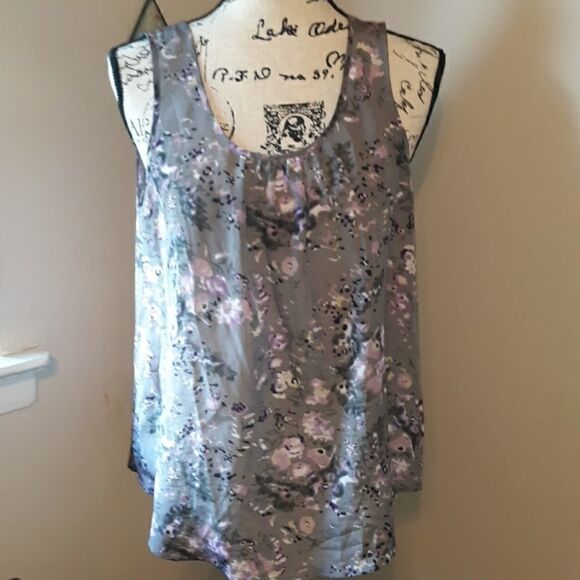 💫💫💫KENSIE  GRAY& PURPLE FLORAL SLEEVELESS BLOUSE M - Picture 1 of 3